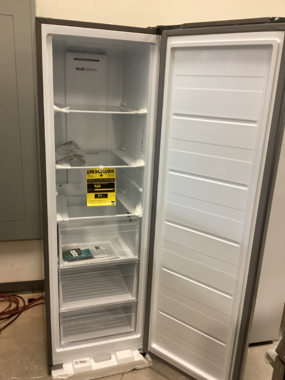 Hisense HFU101N1AVE - FREEZER at Doraville Store
