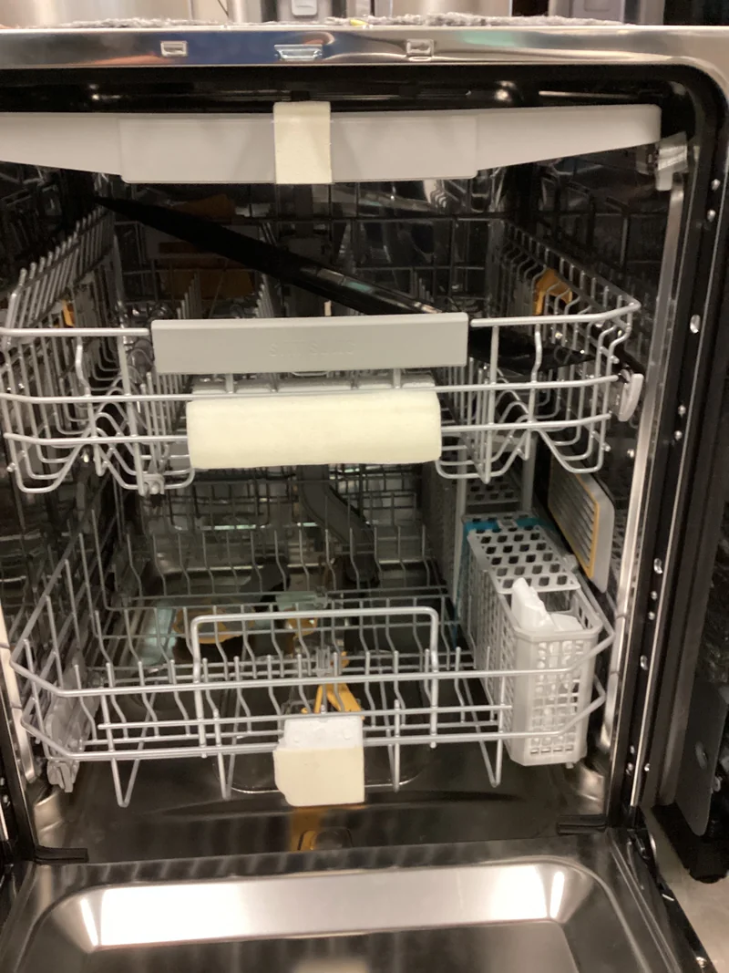 SAMSUNG DW80B7070UG - Top Control Dishwasher at Doraville Store