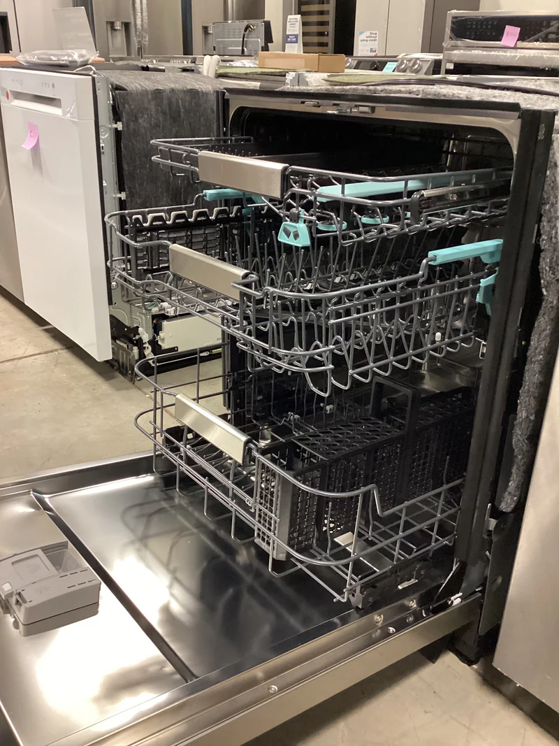 SAMSUNG DW90F89P0USR - Top Control Dishwasher at Doraville Store