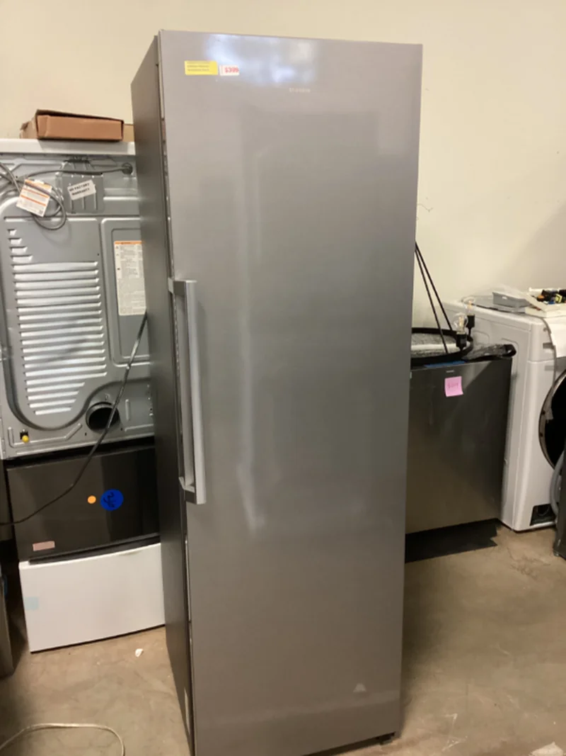 SAMSUNG RZ11M7074SA - FREEZER at Doraville Store