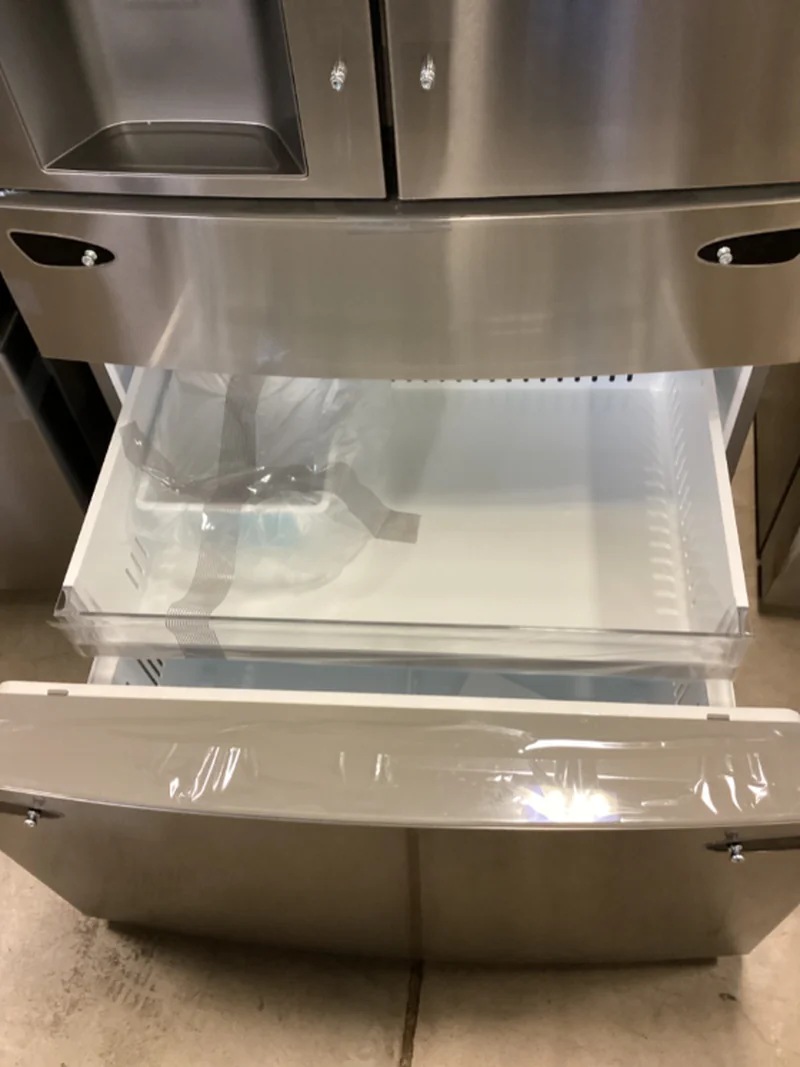 LG LRMDS3006S - French Door Refrigerator at Doraville Store