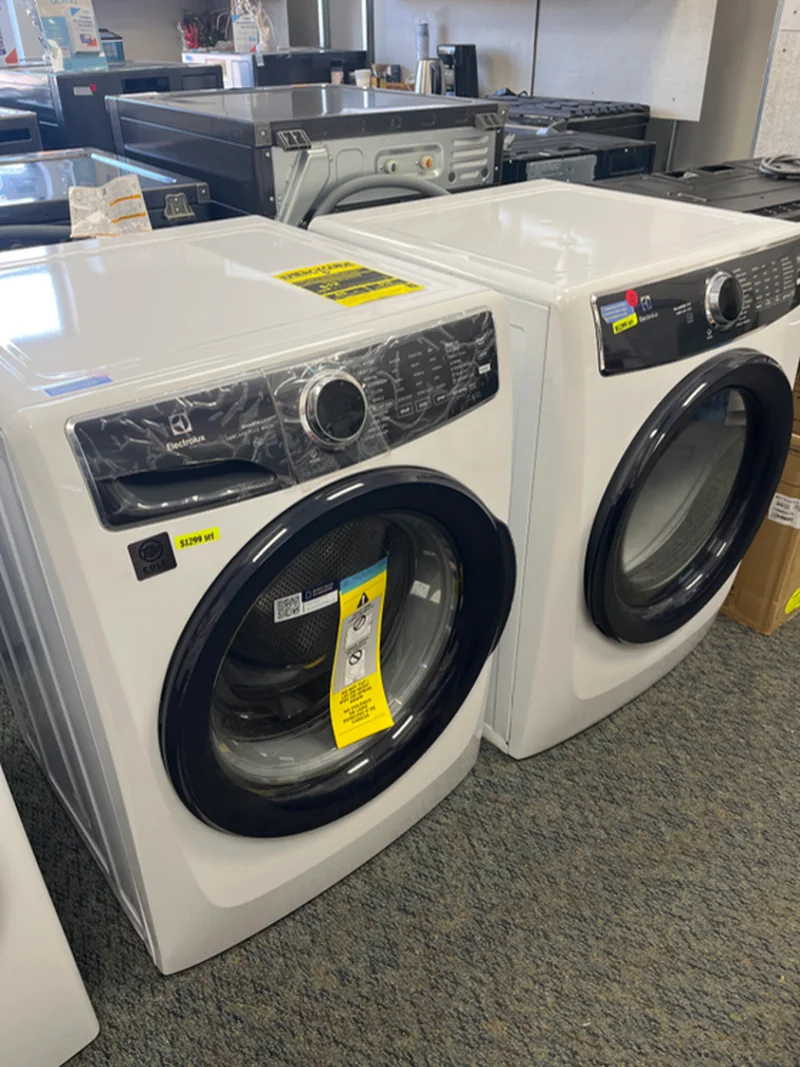 Electrolux ELFW7626BW - Front Load Washer at Doraville Store