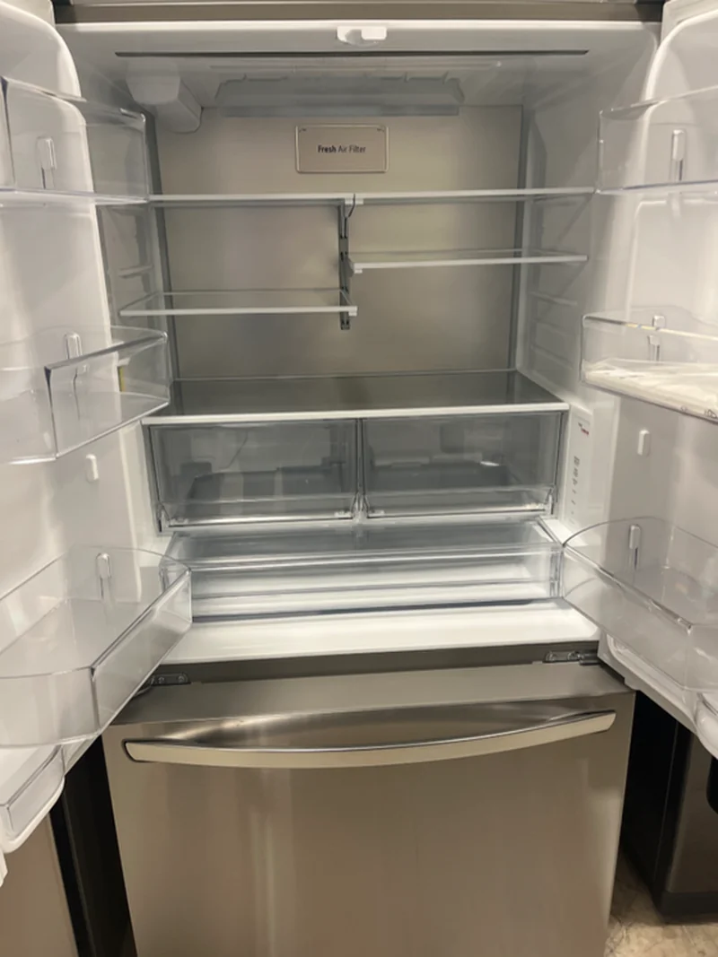 LG LRFLC2706S - French Door Refrigerator at Doraville Store