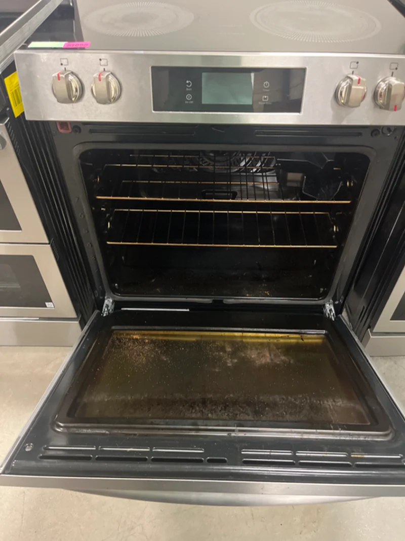 Frigidaire GCFE3070BF - Electric Range at Doraville Store