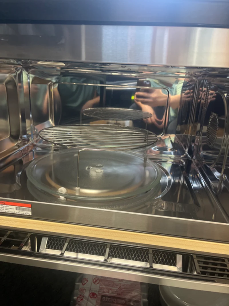 LG MHEC1737F - Microwave at Doraville Store