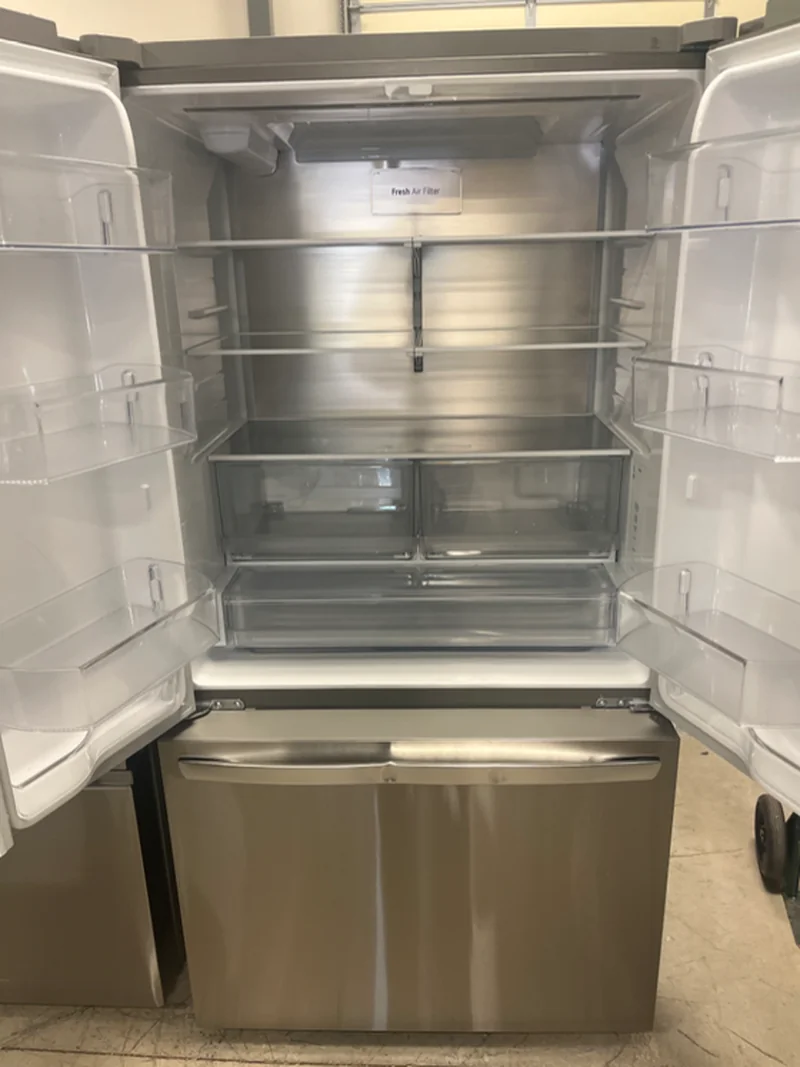 LG LRFLC2706S - French Door Refrigerator at Doraville Store