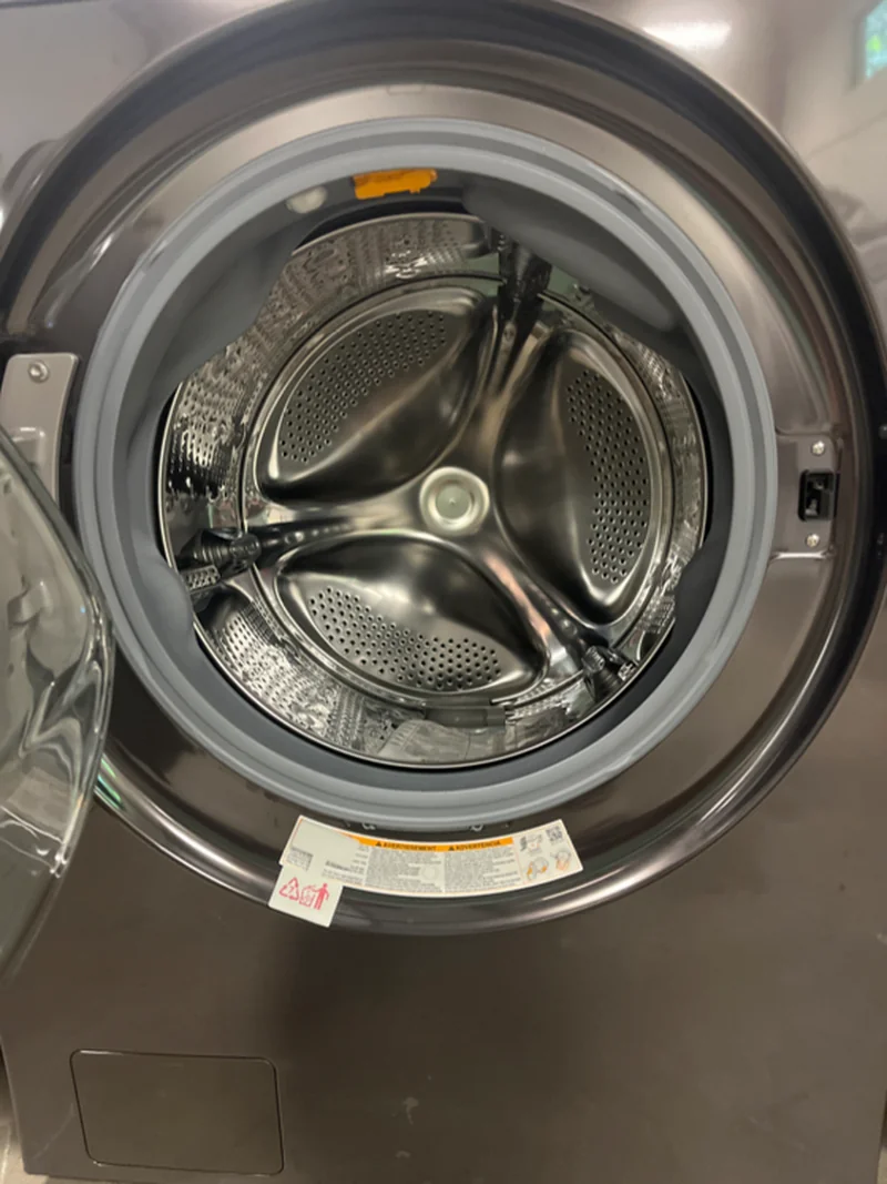 LG WM6998HBA - Washer/Dryer Combo at Doraville Store