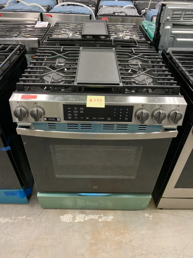 GE GGS600AVFS - Gas Range at Doraville Store