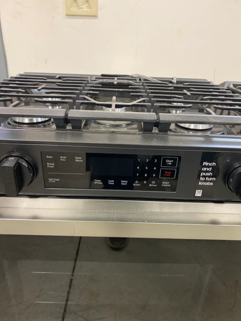 SAMSUNG NSG6DG8100SR - Gas Range at Doraville Store